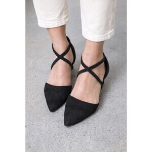 Eileen Fisher Black Suede Pointed Toe Criss Cross Flats Size 8M